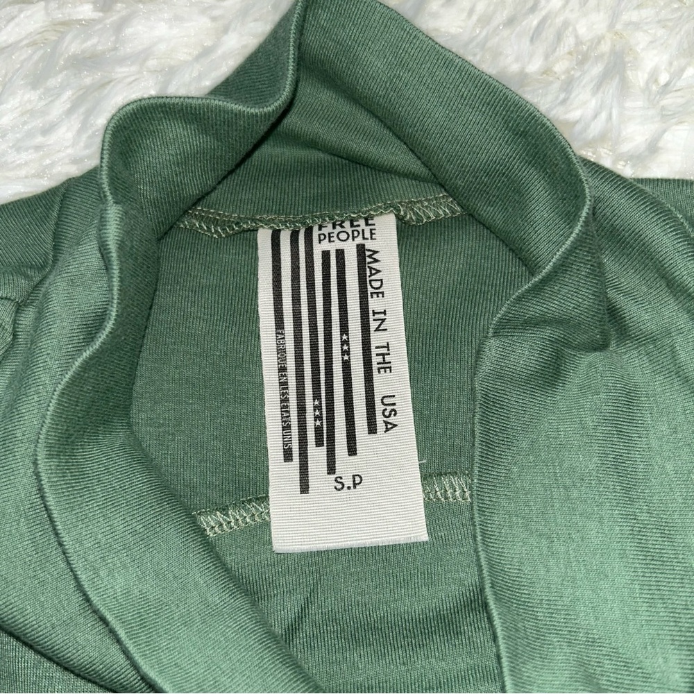 Free People Green Sleeveless Muscle Tee with Mandarin Collar Athleisure Lux - Picture 4 of 9